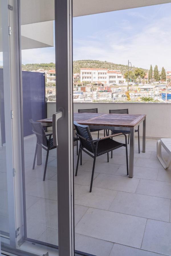 Blue Marina Apartments Exterior photo